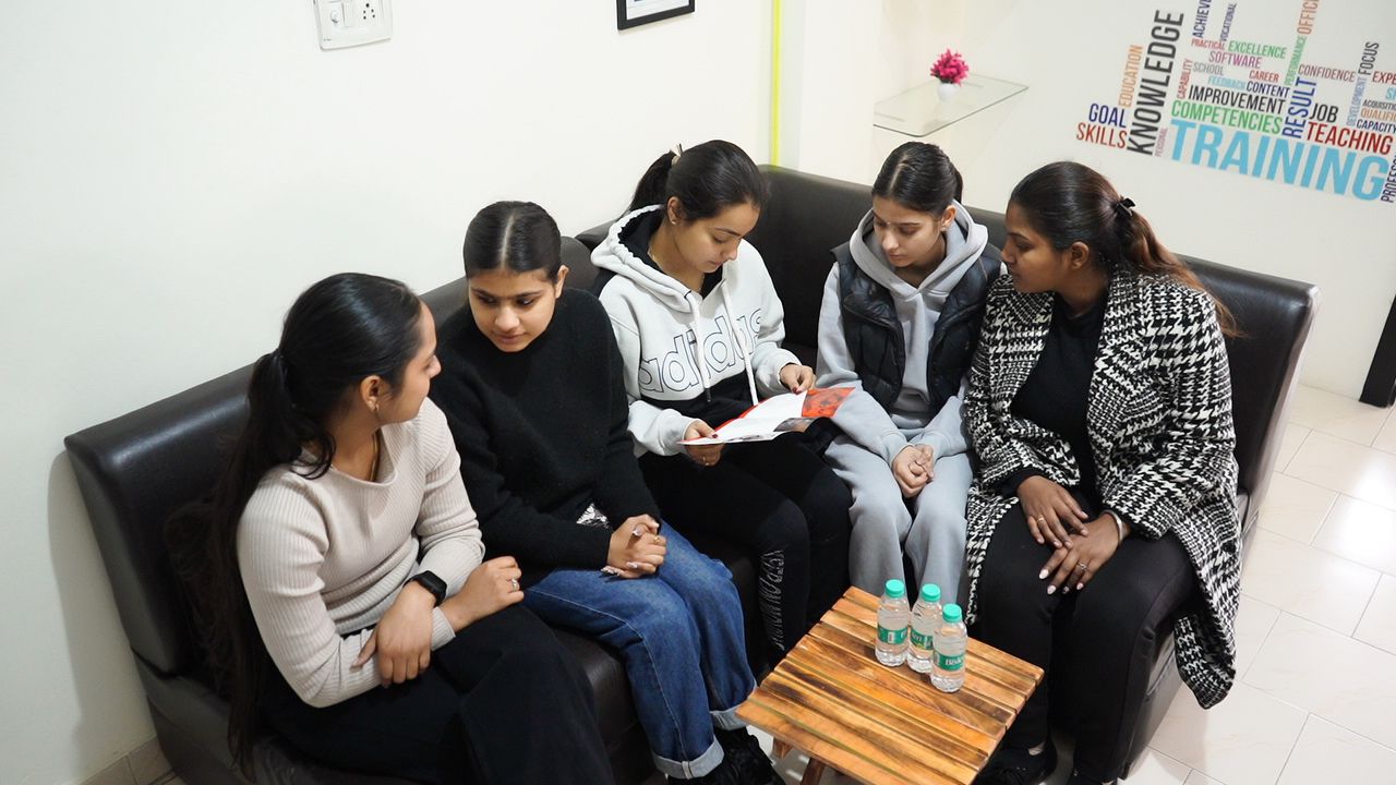 Wire Media Academy classroom Jalandhar